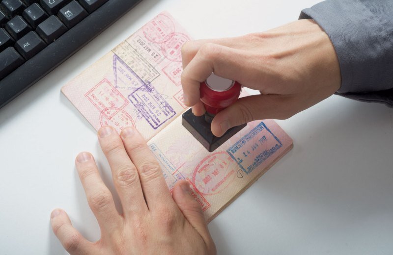 آیا برای سفر به عمان باید ویزا داشته باشیم؟