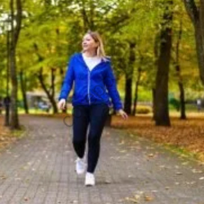 فواید پیاده‌روی روزانه برای سلامت عضلات و کاهش استرس